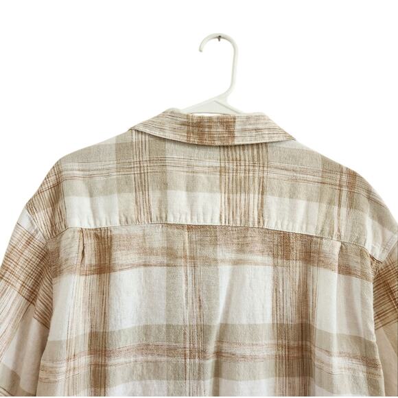 Haggar Men's Casual Tan and White Plaid Button Down Shirt Size Large - Picture 5 of 7